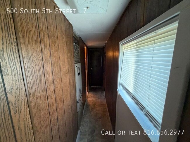 Building Photo - 500 S 5th St