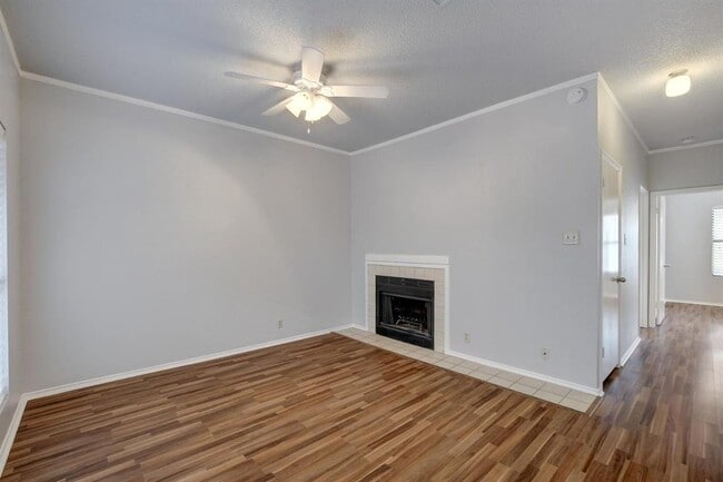 Building Photo - 2804 Rio Grande St