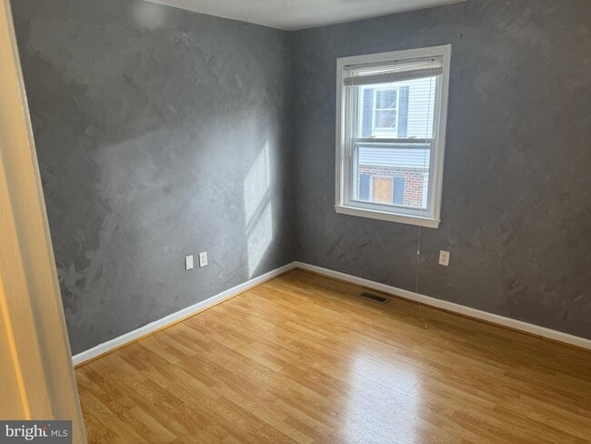 Building Photo - 540 Peacock Dr