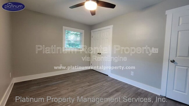 Building Photo - 2635 Hatfield Cir SE