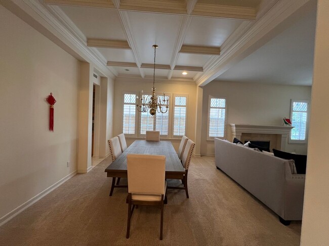 Building Photo - 11 Camellia