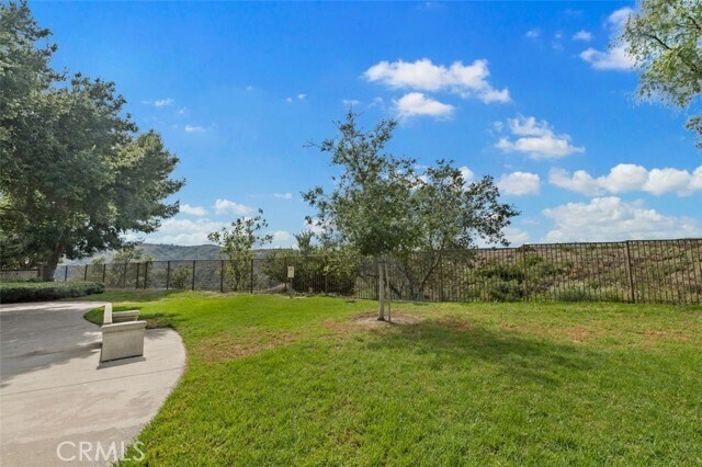 Building Photo - 26 Trail Canyon Dr