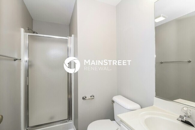Building Photo - 3 Bedroom Pet-Friendly Home in High Point, NC with Main Street Renewal