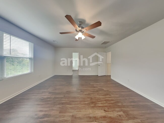 Building Photo - 36 Jones Creek Cir