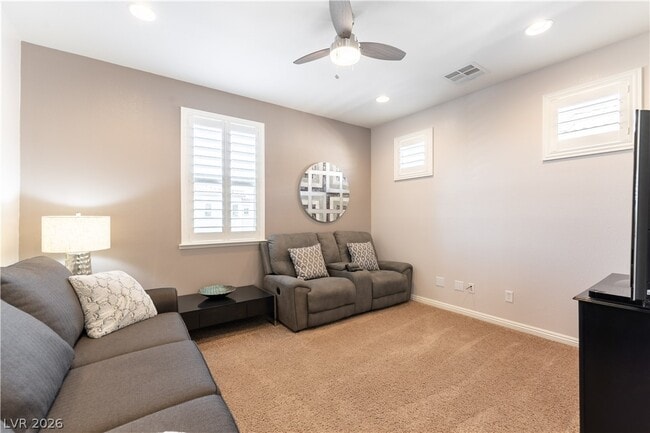 Building Photo - 1041 Baronet Dr