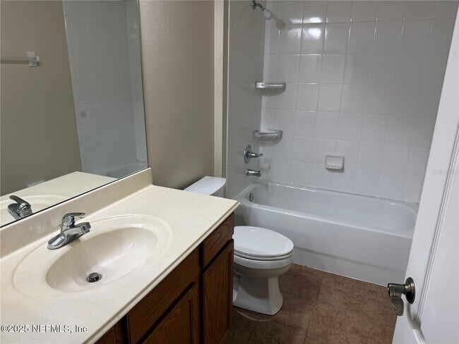 Building Photo - 7530 Colbury Ave