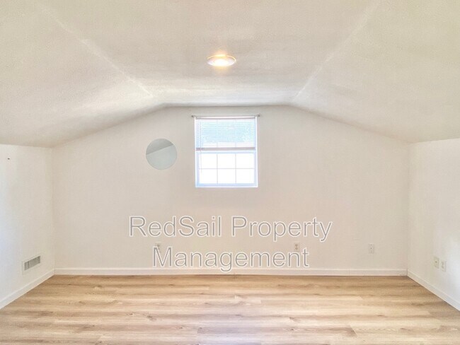 Building Photo - 1003 Faubus Dr