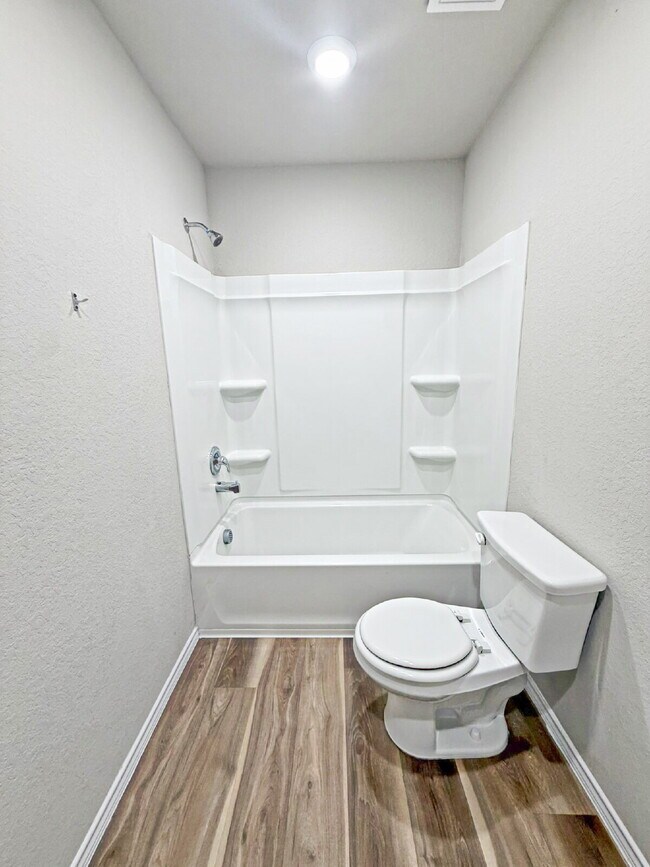 Building Photo - 258 Marigold Pl