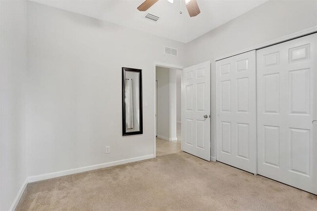 Building Photo - 3204 NW 33rd St