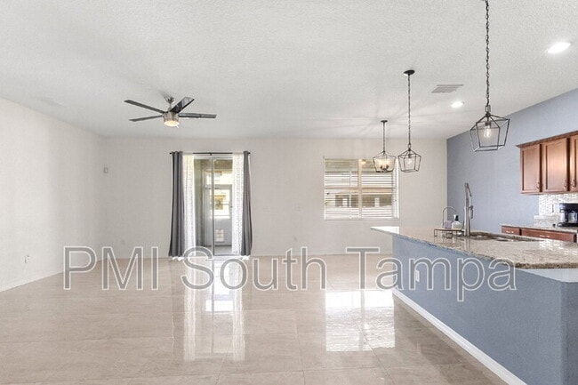 Building Photo - 11403 Holmbridge Ln