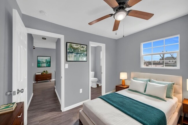 Building Photo - 7919 Brays St