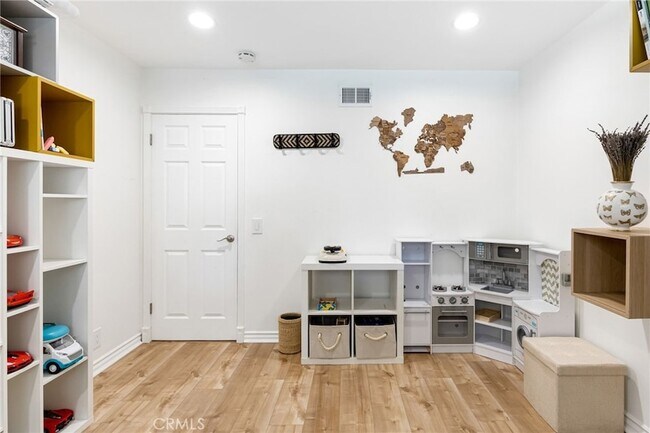 Building Photo - 12115 Braemore Pl
