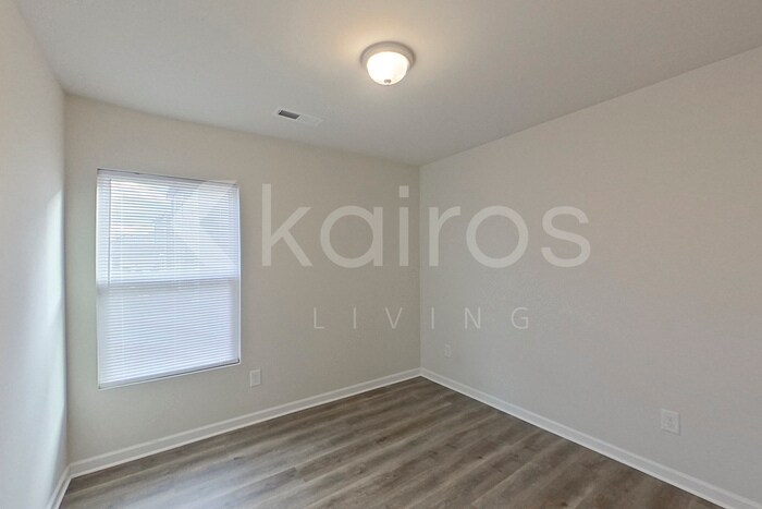 Building Photo - 1237 Zoysia Dr