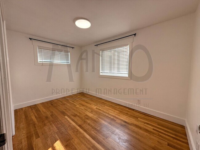 Building Photo - Updated Shadle Park Home