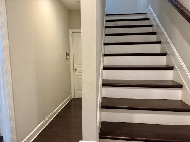 Building Photo - 4469 Dunblane Ave
