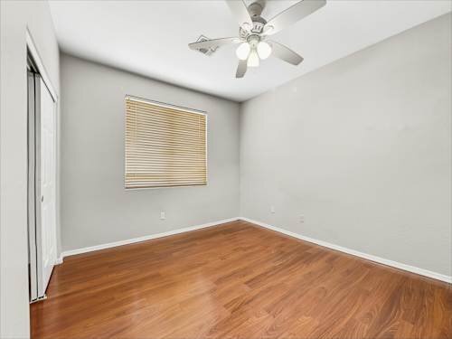 Building Photo - 3213 S 103rd Dr