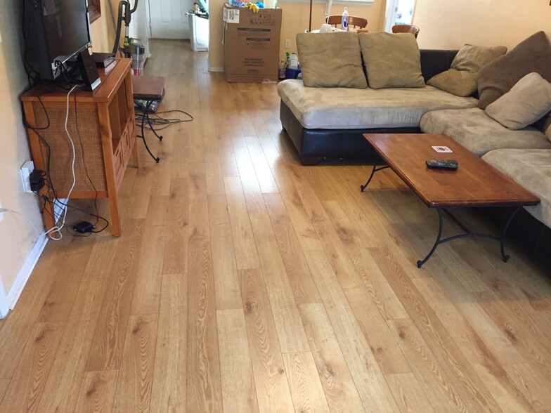 Wooden floors throughout the apartment (No Carpet!!) - 4000 SW 23rd street