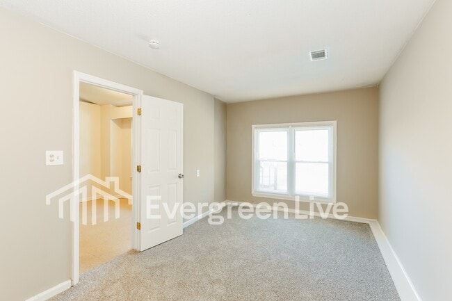 Building Photo - 3638 Pebble Creek Dr