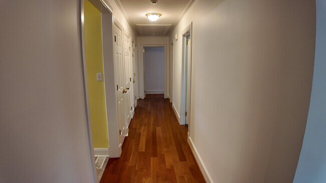 Building Photo - Welcome home!