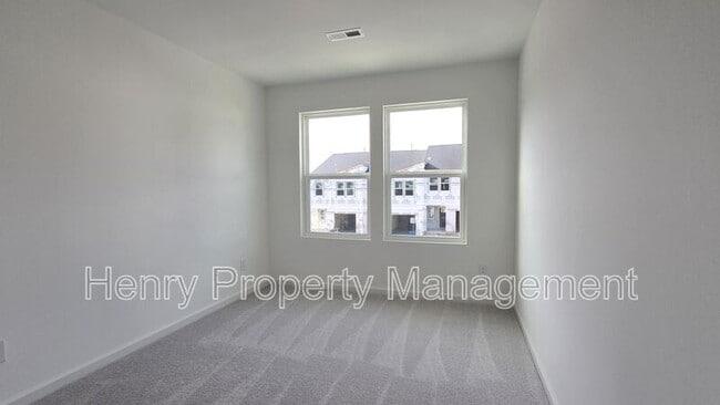 Building Photo - 3103 Vitner Dr