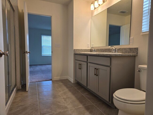 Building Photo - 3064 Sanctuary Dr