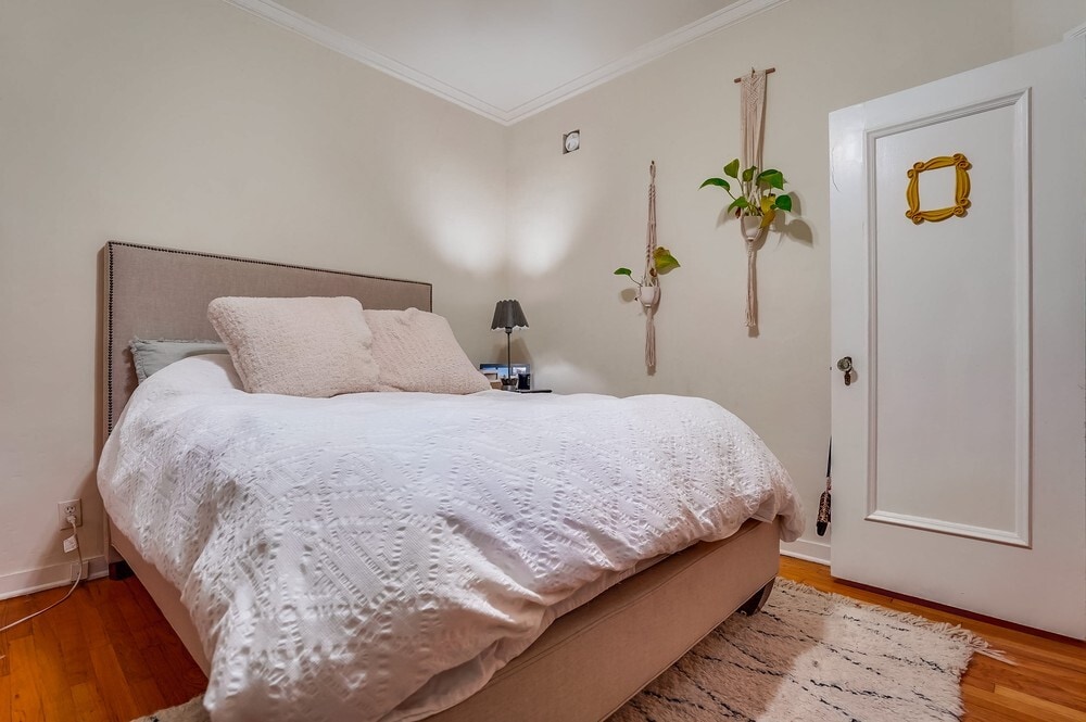 Bedroom 2 - 450 N Sycamore Ave