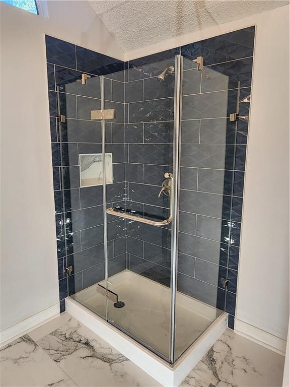 Master shower - 922 Sweetwater Way