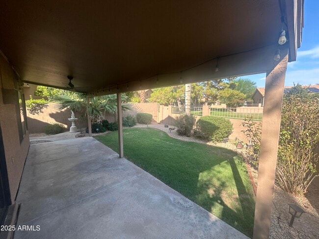 Building Photo - 15845 N 50th St