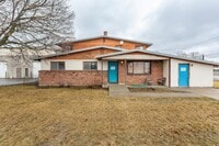 Building Photo - 10623 E Montgomery Ave