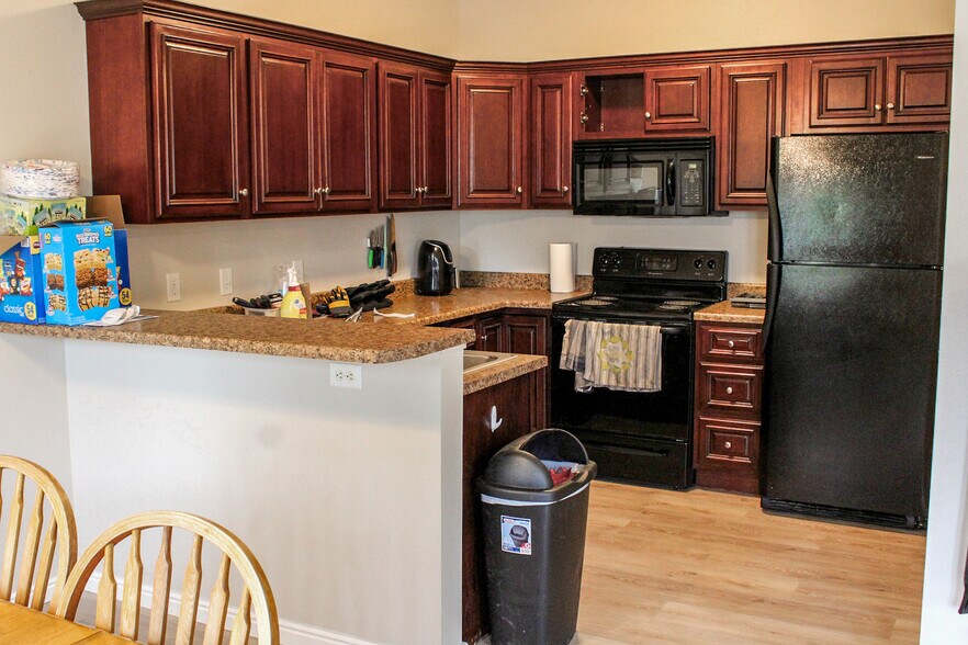 Building Photo - 462 W 1490 N