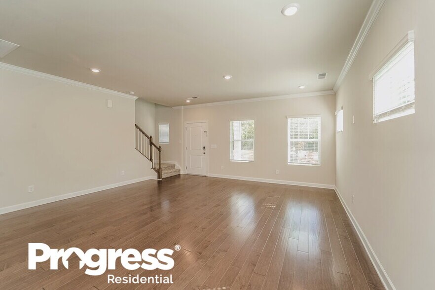 Building Photo - 14220 Laughing Gull Dr