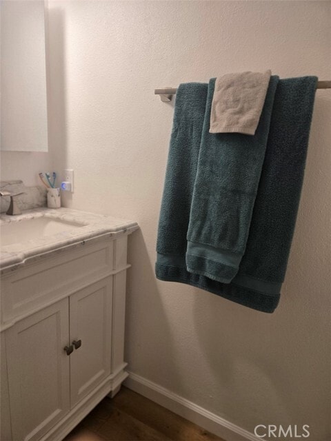 Building Photo - 565 Lori Dr