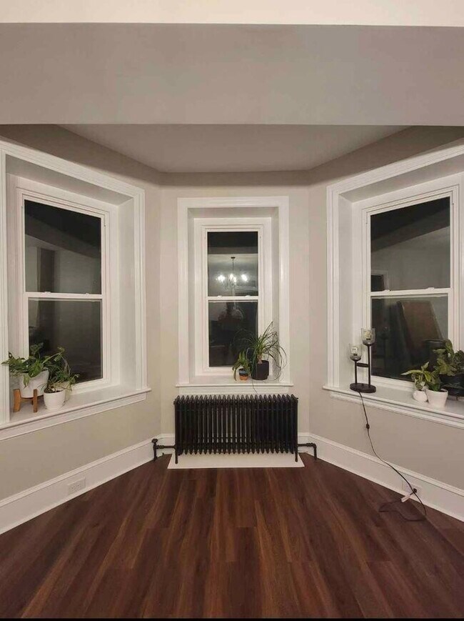 Building Photo - 504 Arch St