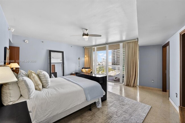 Building Photo - 450 Alton Rd