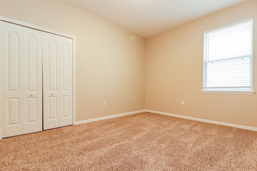 Building Photo - 11832 Colony Lakes Blvd