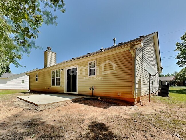 Building Photo - 177 Waters Edge Dr