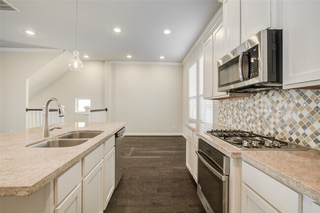 Building Photo - 9624 Cambridge Manor Ln