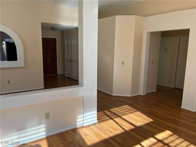 Building Photo - 8313 Hollow Wharf Dr