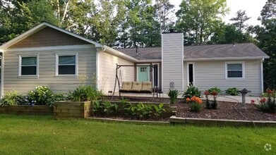 Building Photo - 850 Winfield Ct