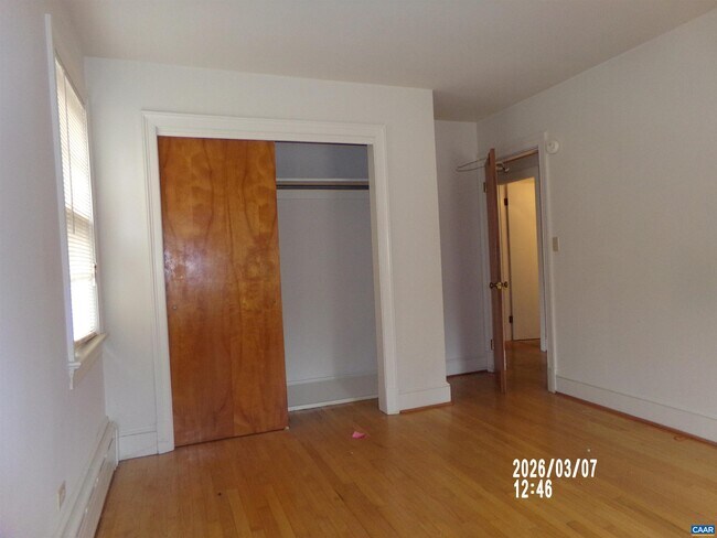 Building Photo - 127 Buckingham Cir