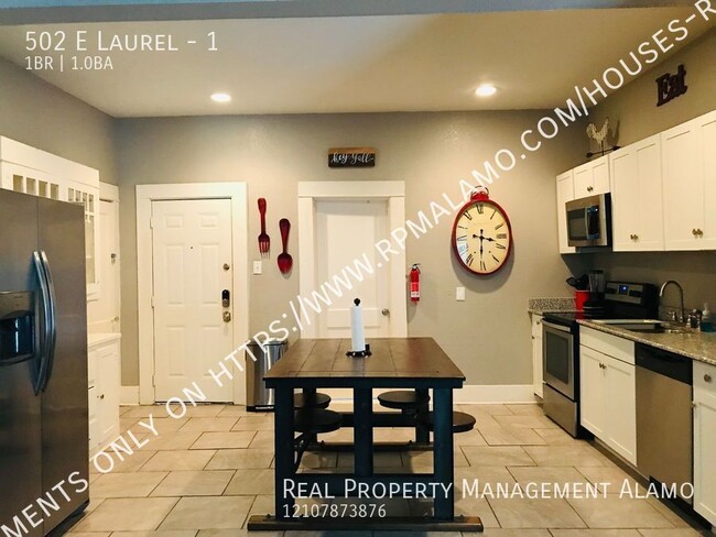 Building Photo - **MOVE IN SPECIAL** BEAUTIFUL Downstairs S...