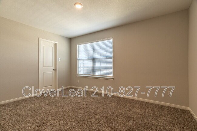 Building Photo - 9207 Nubuck Br