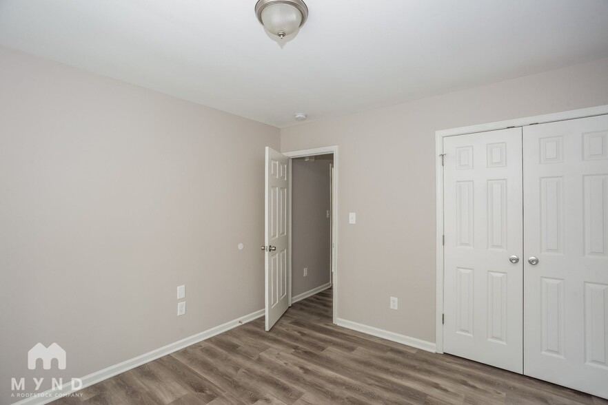 Building Photo - 4723 Hendrix Ct