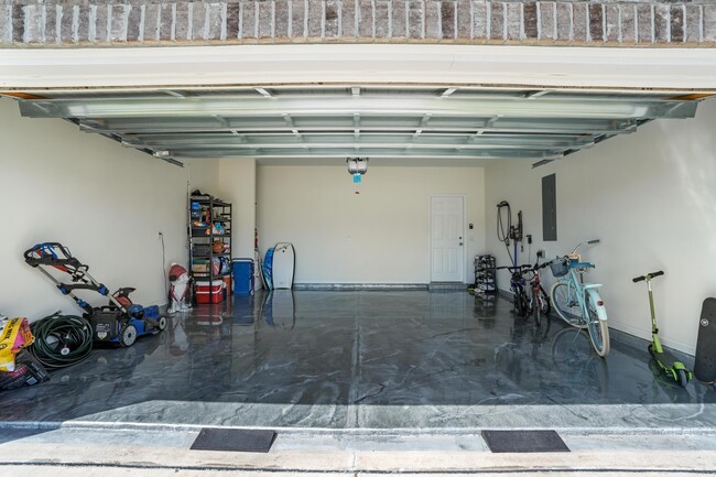 Building Photo - 86 Polaris Pl