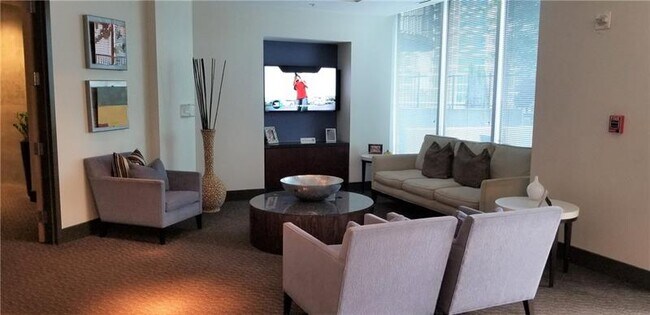 Building Photo - 400 W Peachtree St NW