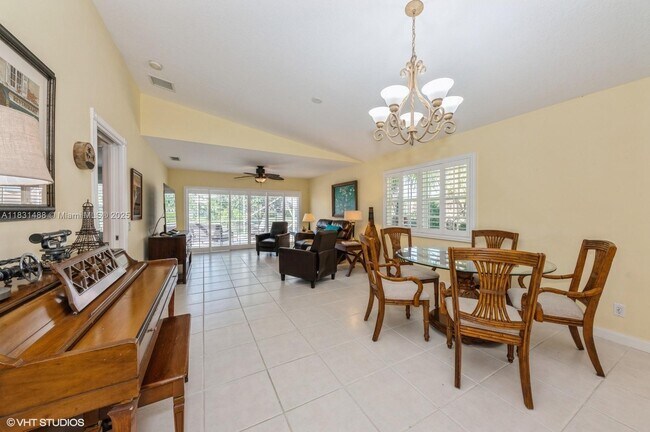 Building Photo - 8163 Montserrat Pl