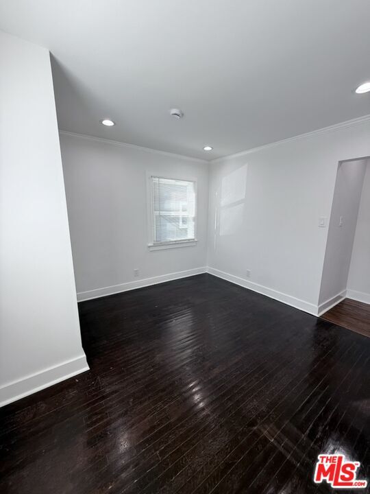 Building Photo - 5526 Franklin Ave