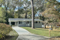 Building Photo - 2833 Altaview Dr SE