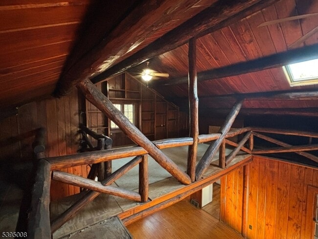 Building Photo - 251 Cupsaw Dr