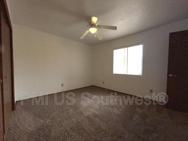 Building Photo - 2387 Alpine Dr